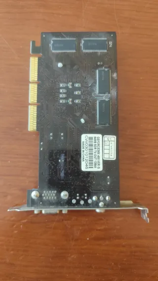 Tarjeta Gráfica GeForce 2 MX 64MB