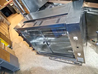 Asador de pollos  de gas 8 espadas