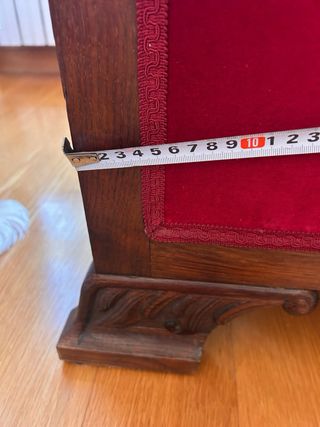 2 Butacas de madera tapizadas. Acepto ofertas.