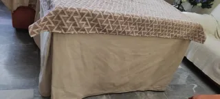 Ropa de camilla con estampado geométrico