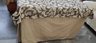 Ropa de camilla con estampado geométrico