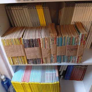 Novelas Gráficas Dólar. 2€ unidad