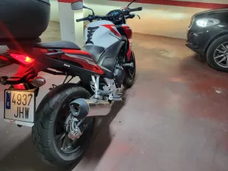 Honda CB 500 F Roja y Blanca