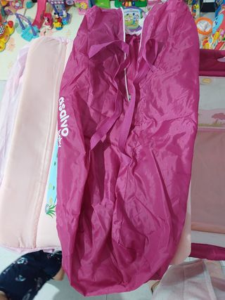 Parque cuna infantil rosa