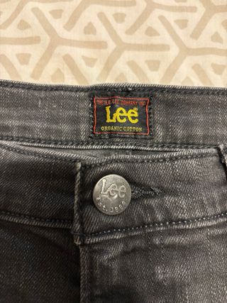Vaqueros cortos Lee negros