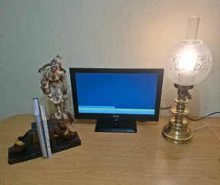 Lote,Pantalla NPG,lámpara vintage y separador libr