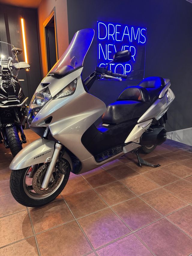 Honda Silver Wing 600 ABS 2005