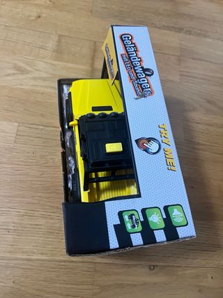 Coche todoterreno Geländewagen con luces y sonido