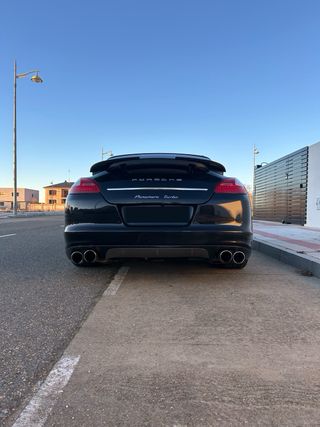 Porsche Panamera Turbo