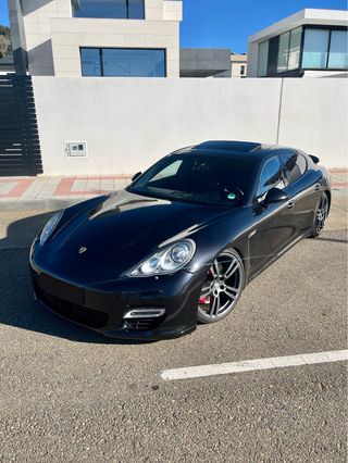 Porsche Panamera Turbo