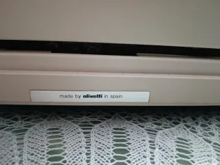 Máquina de escribir Olivetti Lettera 10