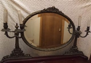 Tocador ppios.s.XX con espejo y candelabros