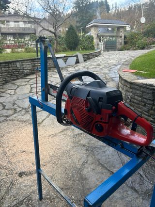 Soporte para motosierra