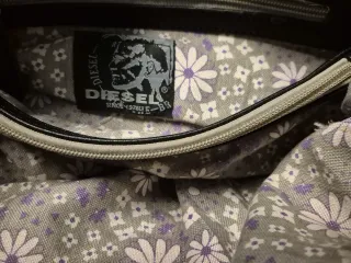 Bolso Diesel Negro y Gris