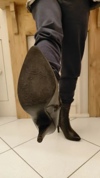 Stivaletti similpelle neri