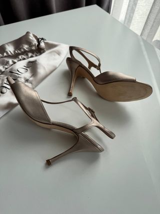 Zapatos Tango Agape Hechos a Mano Beige/Oro