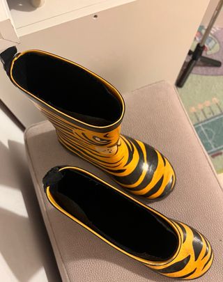 Botas de agua infantiles con dibujo de tigre. T31