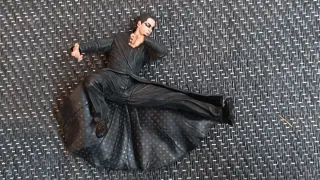 Figuras Neo y Agente Smith Matrix años 2003