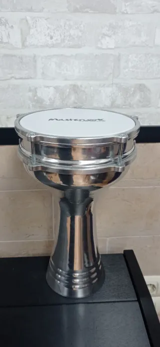 Darbuka de aluminio nueva