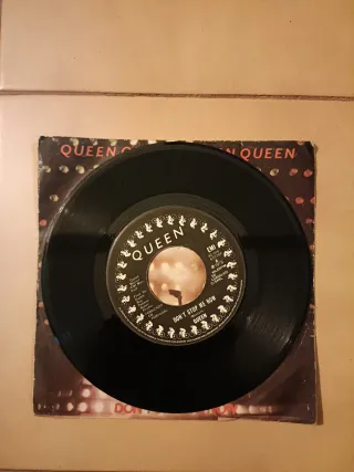 Queen - Don't Stop Me Now (EP, 7")