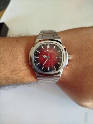 Reloj Nautilus rojo 42 mm – acero inoxidable