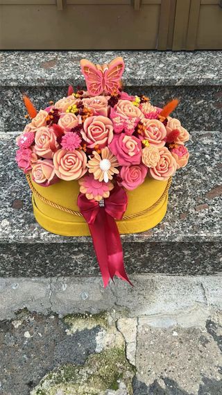 Bouquet fiori in cera di soia artigianale