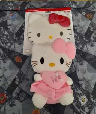 NUEVO.Funda-bolso Kitty DS y Peluche Kit