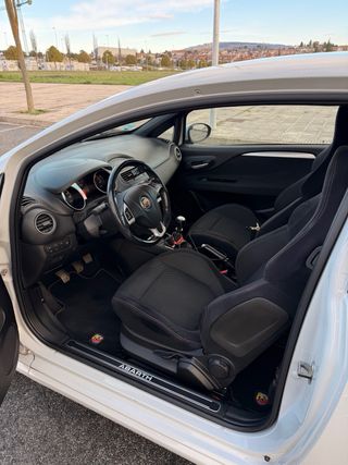 Abarth Punto Evo 2014