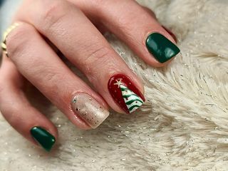 Servicios de uñas en Parla