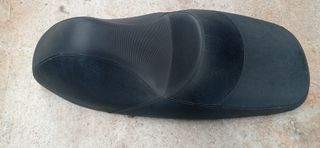 Asiento Kymco Grand Dink 300
