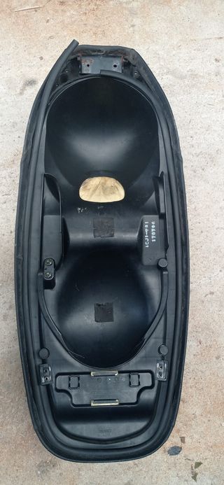 Asiento Kymco Grand Dink 300