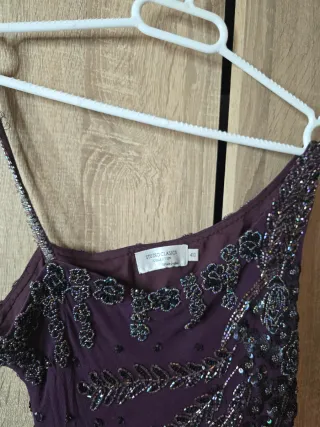 Vestido de fiesta morado con pedrería