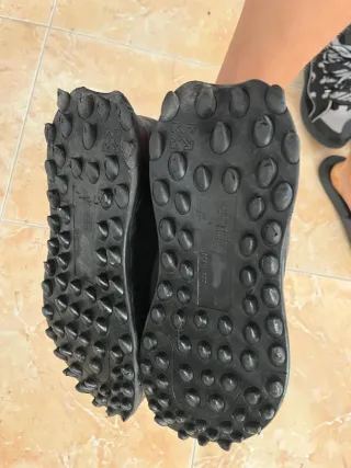 Off-White Zapatillas Negras y Moradas