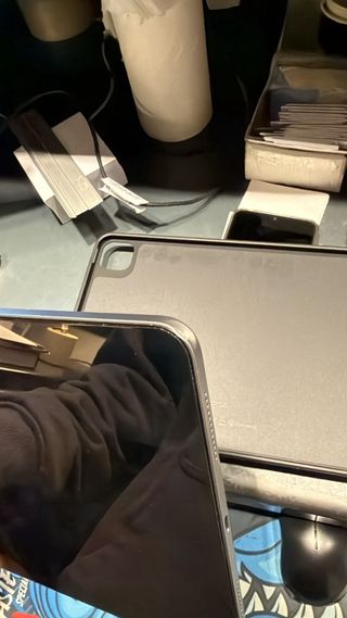 iPad Air M3 11* 128GB WiFi Plata / ESR Teclado US