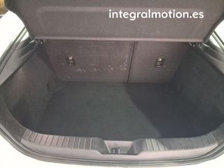 Mazda 3 2.5L E-SKY G MHEV 103kW Prime-line