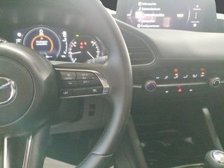 Mazda 3 2.5L E-SKY G MHEV 103kW Prime-line