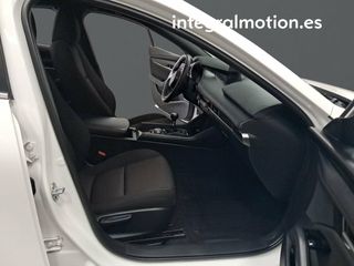 Mazda 3 2.5L E-SKY G MHEV 103kW Prime-line