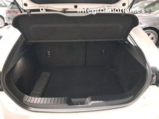 Mazda 3 2.5L E-SKY G MHEV 103kW Prime-line