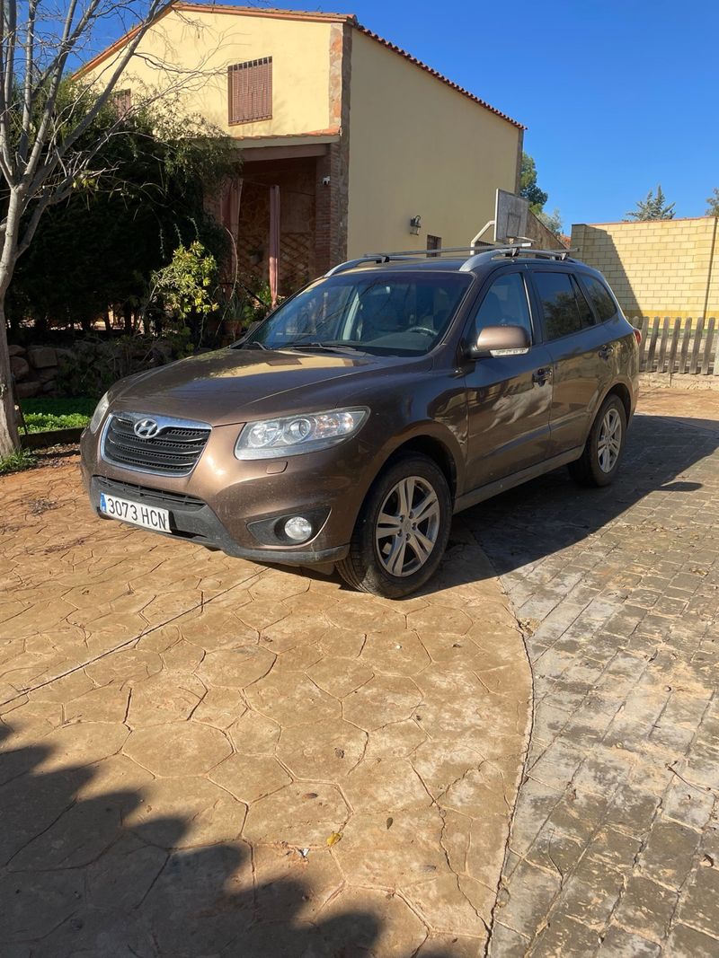 Hyundai Santa Fe 2011 - foto 1