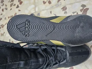 Zapatillas Adidas Boxeo Negro/Dorado