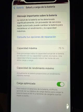 iPhone XR Rojo