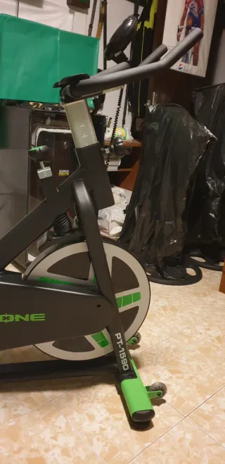 Bicicleta Spinning Salter PT-1590