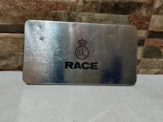 Insignia real club automóvil español RACE