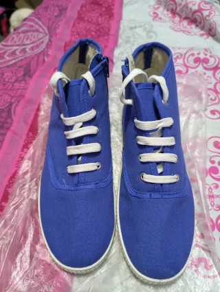 Zapatillas de tela (azul, rojo y turquesa)