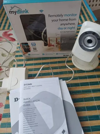Cámara Wi-Fi D-Link Día/Noche