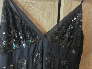 Vestido largo negro lentejuelas