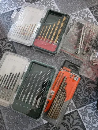 Taladro Black+Decker con accesorios