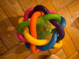 Juguetes variados + Termómetro