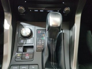 Lexus NX 2.5 300h Business Navigation 2WD