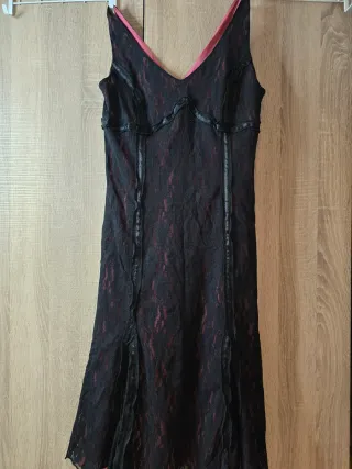 Vestido fiesta negro y rojo